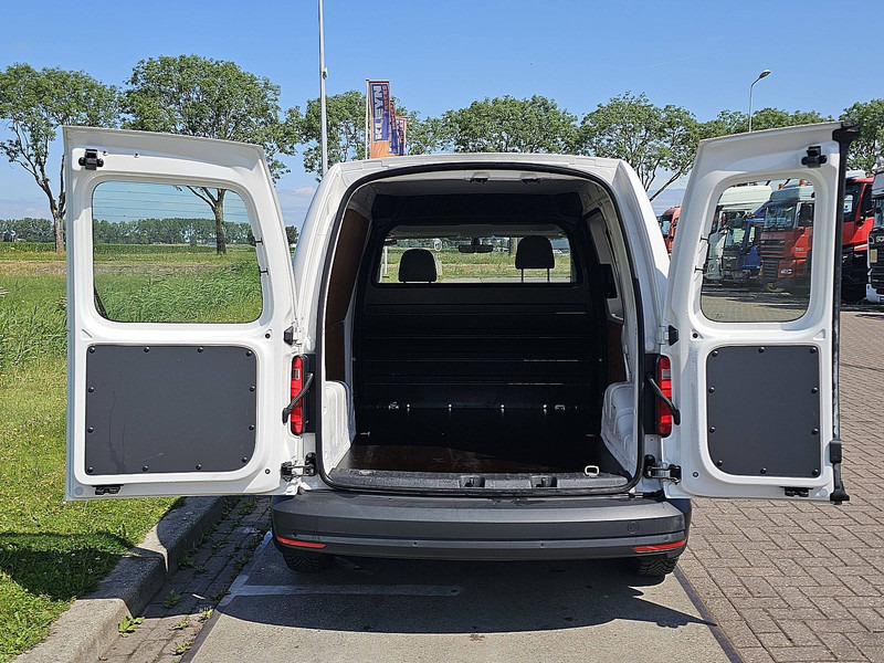 Лизинг на Volkswagen Caddy 2.0 L1 Navi Euro6 102Pk! Volkswagen Caddy 2.0 L1 Navi Euro6 102Pk!: снимка 13