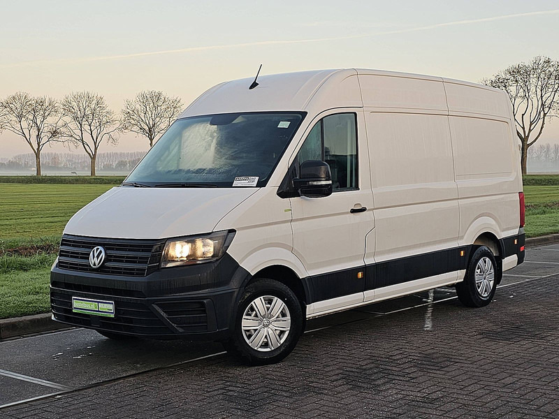 Volkswagen Crafter 35 2.0 ac EURO6 carplay - Товарен бус: снимка 2 Volkswagen Crafter 35 2.0 ac EURO6 carplay - Товарен бус: снимка 2