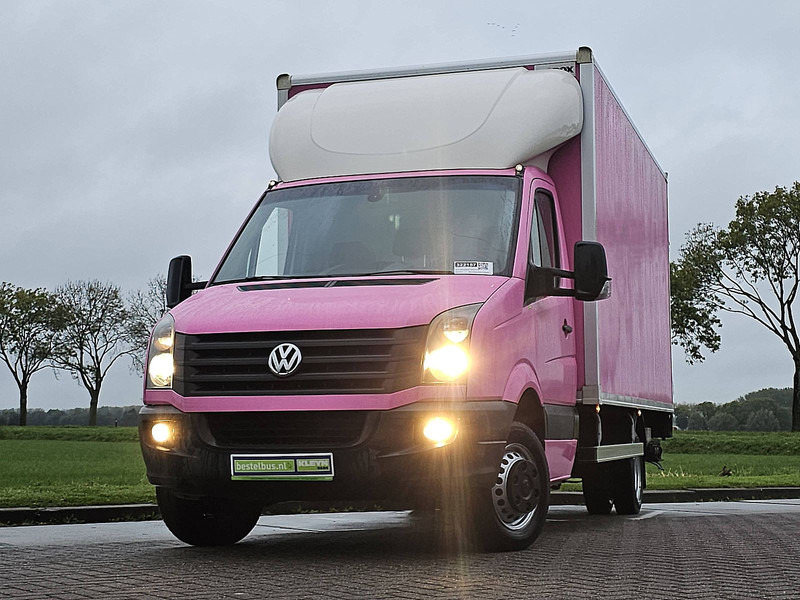 Volkswagen Crafter - Лекотоварен автомобил фургон: снимка 1 Volkswagen Crafter - Лекотоварен автомобил фургон: снимка 1