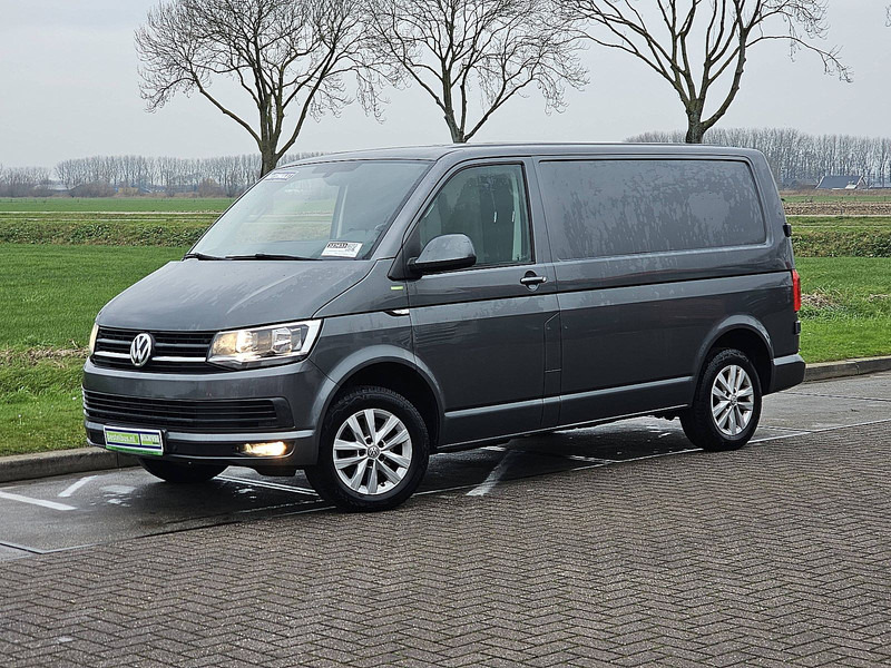 Volkswagen Transporter 2.0 TDI - Малък ван: снимка 2 Volkswagen Transporter 2.0 TDI - Малък ван: снимка 2