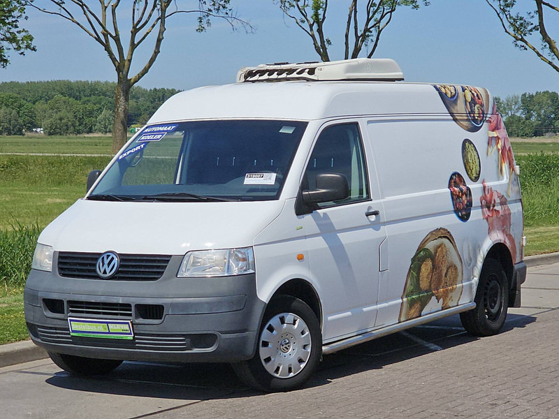 Volkswagen Transporter 2.5 TDI L2 Automaat FRIGO - Хладилен бус: снимка 2 Volkswagen Transporter 2.5 TDI L2 Automaat FRIGO - Хладилен бус: снимка 2
