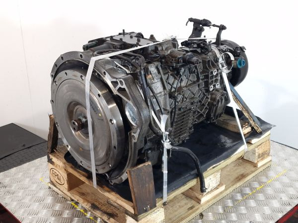 Isuzu PB-NKR81A Automatic Gearbox - Скоростна кутия: снимка 3 Isuzu PB-NKR81A Automatic Gearbox - Скоростна кутия: снимка 3
