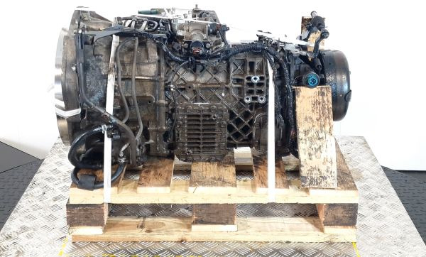 Isuzu PB-NKR81A Automatic Gearbox - Скоростна кутия: снимка 3 Isuzu PB-NKR81A Automatic Gearbox - Скоростна кутия: снимка 3