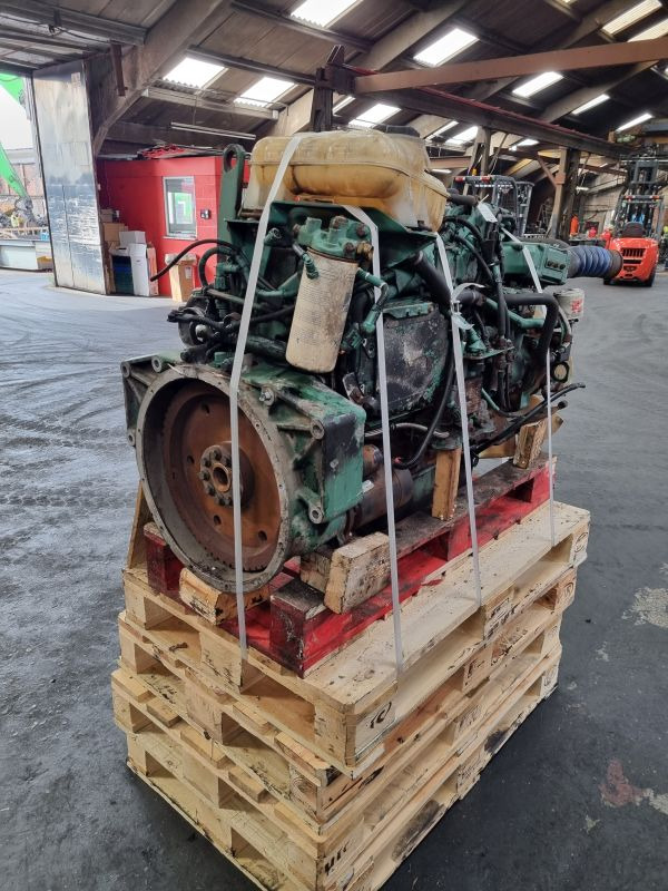 Volvo D6B Engine (Truck) - Двигател за Камион: снимка 1 Volvo D6B Engine (Truck) - Двигател за Камион: снимка 1