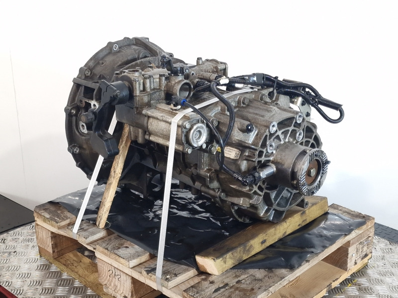 ZF Ecolite 6S800TO Renault Spec Gearbox - Скоростна кутия: снимка 4 ZF Ecolite 6S800TO Renault Spec Gearbox - Скоростна кутия: снимка 4