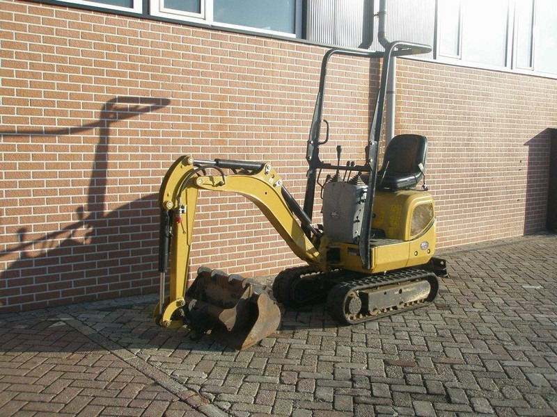 Caterpillar 300.9 - Мини багер: снимка 1 Caterpillar 300.9 - Мини багер: снимка 1