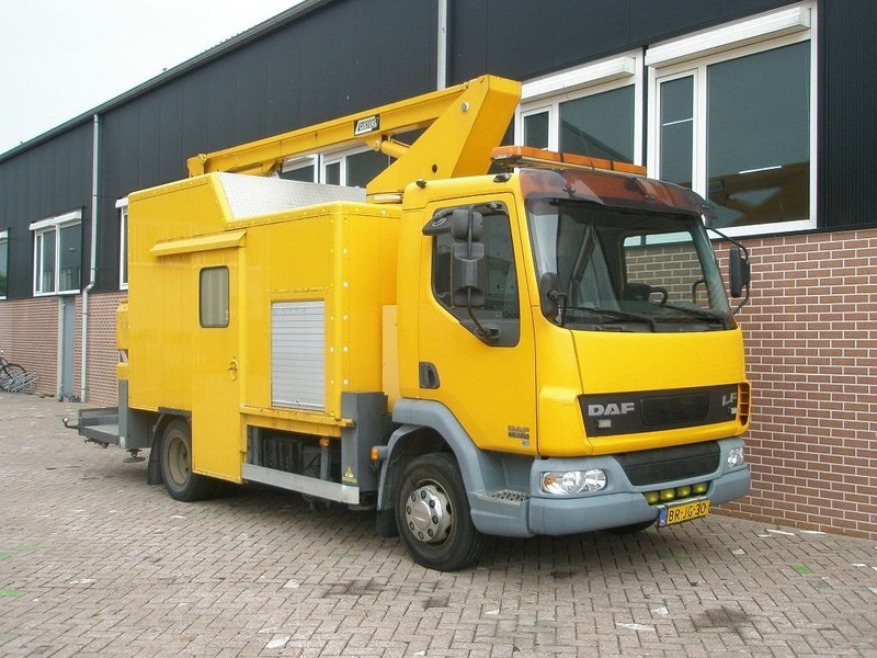 DAF LF45 - Работна площадка: снимка 3 DAF LF45 - Работна площадка: снимка 3