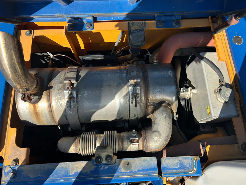 Hyundai ROBEX145LCR-9A - Верижен багер: снимка 5 Hyundai ROBEX145LCR-9A - Верижен багер: снимка 5