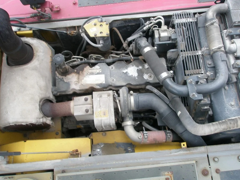 Верижен багер Komatsu PC 210LC-8: снимка 6 Верижен багер Komatsu PC 210LC-8: снимка 6