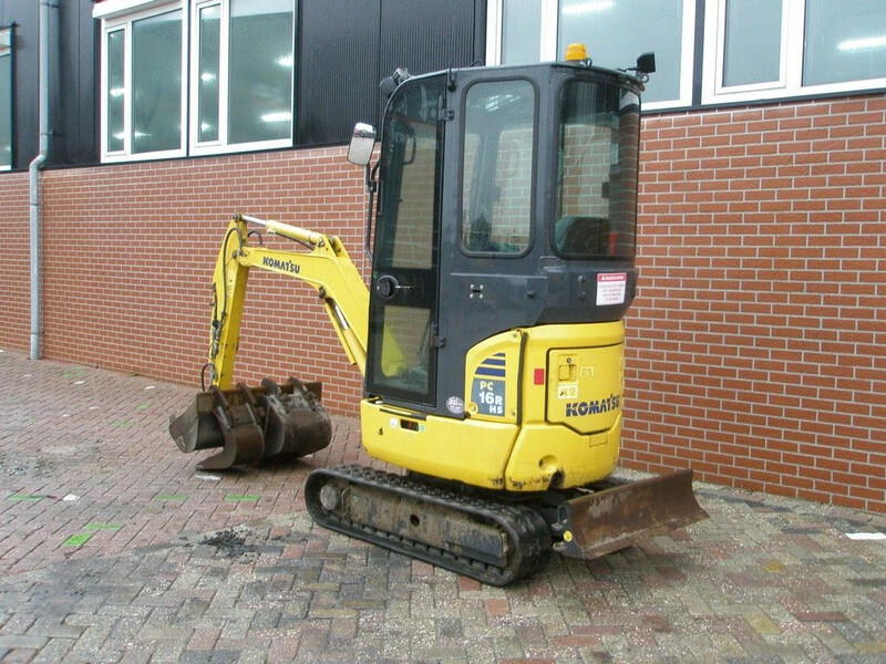 Komatsu PC16R-3HS - Мини багер: снимка 2 Komatsu PC16R-3HS - Мини багер: снимка 2