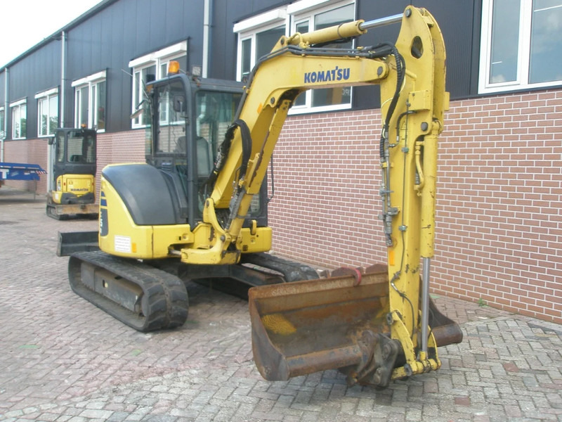 Komatsu PC45MR-3 - Мини багер: снимка 4 Komatsu PC45MR-3 - Мини багер: снимка 4
