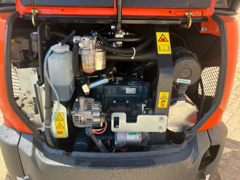 Верижен багер Kubota KX019 4: снимка 6