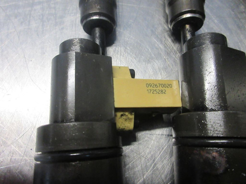 DAF 1725282 INJECTORS XF CF 510 PK EURO 5 EEV - Горивен филтър за Камион: снимка 2 DAF 1725282 INJECTORS XF CF 510 PK EURO 5 EEV - Горивен филтър за Камион: снимка 2
