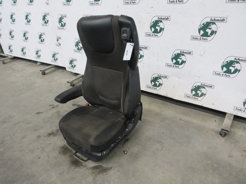 DAF 1979018 DAF XF CF STOEL MODEL 2016 - Седалка за Камион: снимка 4 DAF 1979018 DAF XF CF STOEL MODEL 2016 - Седалка за Камион: снимка 4