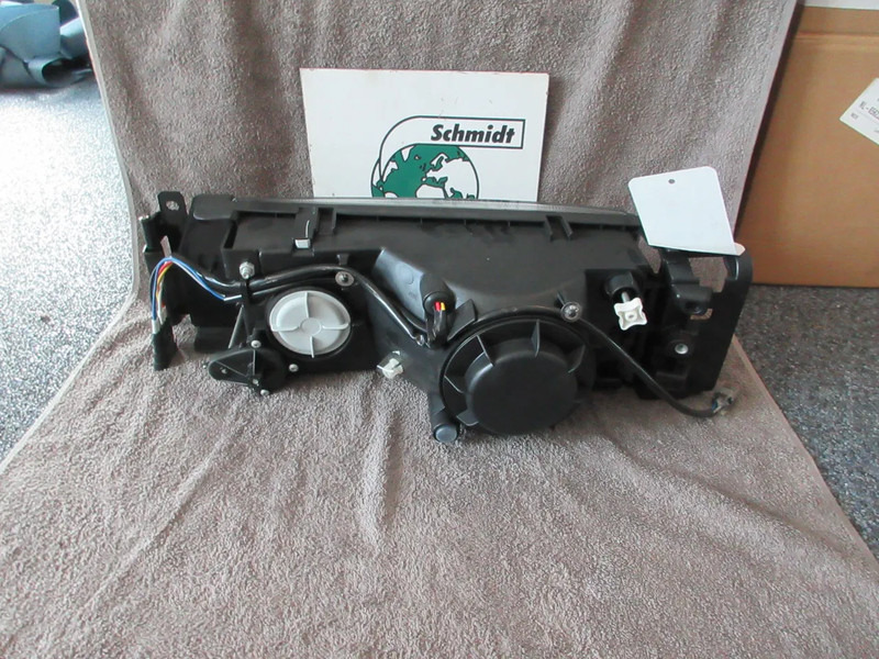 Iveco 500340408 KOPLAMP IVECO EUROTECH MODEL EURO 2 NIEUWE !! LINKS - Преден фар за Камион: снимка 3 Iveco 500340408 KOPLAMP IVECO EUROTECH MODEL EURO 2 NIEUWE !! LINKS - Преден фар за Камион: снимка 3
