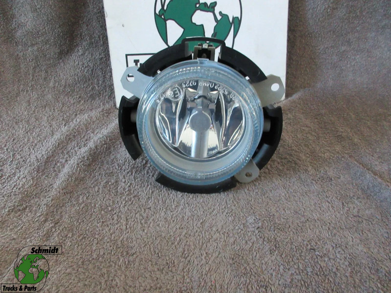 Iveco 504032145//41221083 MISTLAMP NIEUWE !!! IVECO STRALIS EURO 5 - Фар срещу мъгла за Камион: снимка 1 Iveco 504032145//41221083 MISTLAMP NIEUWE !!! IVECO STRALIS EURO 5 - Фар срещу мъгла за Камион: снимка 1