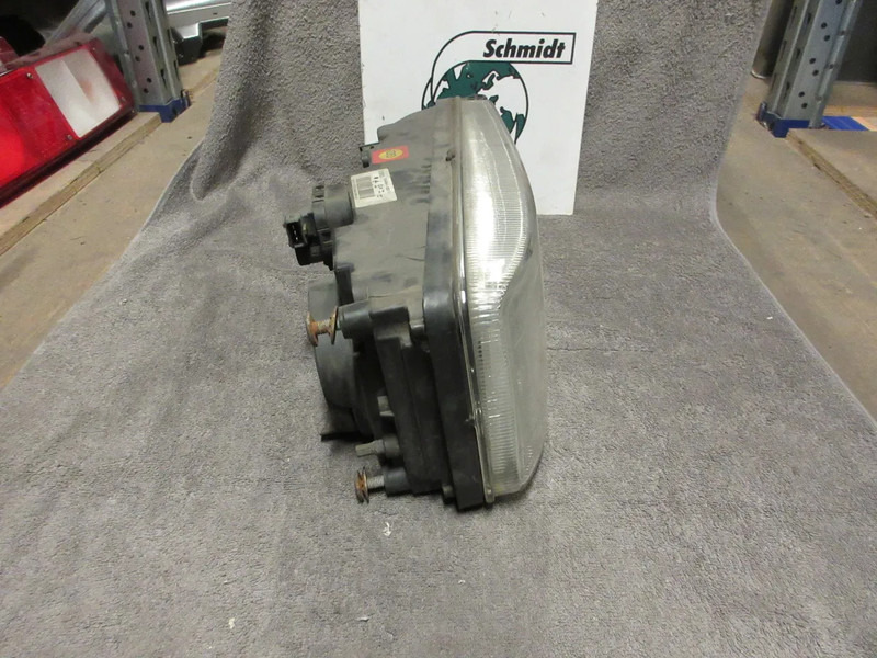 Iveco 504238414 KOPLAMP STRALIS EURO 5 RECHTS - Преден фар за Камион: снимка 2 Iveco 504238414 KOPLAMP STRALIS EURO 5 RECHTS - Преден фар за Камион: снимка 2