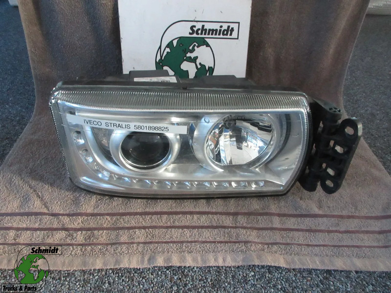 Iveco 5801898825 KOPLAMP HI WAY EURO 6 RECHTS KANT - Преден фар за Камион: снимка 1 Iveco 5801898825 KOPLAMP HI WAY EURO 6 RECHTS KANT - Преден фар за Камион: снимка 1