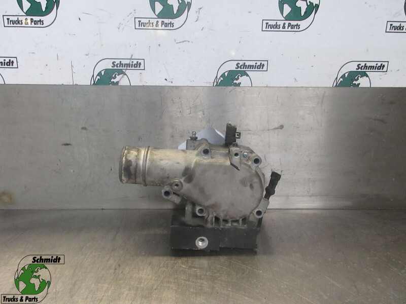 Iveco 5802055310 THERMOSTAATHUIS HI WAY EURO 6 - Двигател и части за Камион: снимка 1 Iveco 5802055310 THERMOSTAATHUIS HI WAY EURO 6 - Двигател и части за Камион: снимка 1