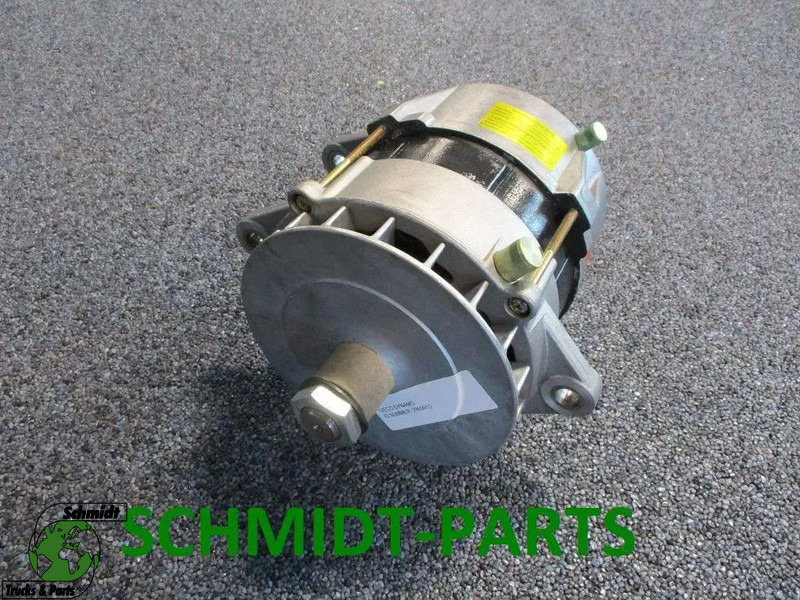 Iveco BOSCH 0 120 689 524 DYNAMO NIEUWE OP VOORRAAD MODEL EURO 2 - Алтернатор за Камион: снимка 1 Iveco BOSCH 0 120 689 524 DYNAMO NIEUWE OP VOORRAAD MODEL EURO 2 - Алтернатор за Камион: снимка 1