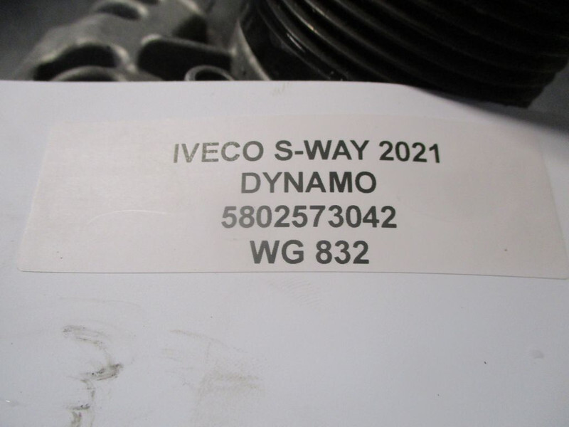 Iveco S-WAY 5802573042 DYNAMO EURO 6 MODEL 2021 - Алтернатор за Камион: снимка 2 Iveco S-WAY 5802573042 DYNAMO EURO 6 MODEL 2021 - Алтернатор за Камион: снимка 2