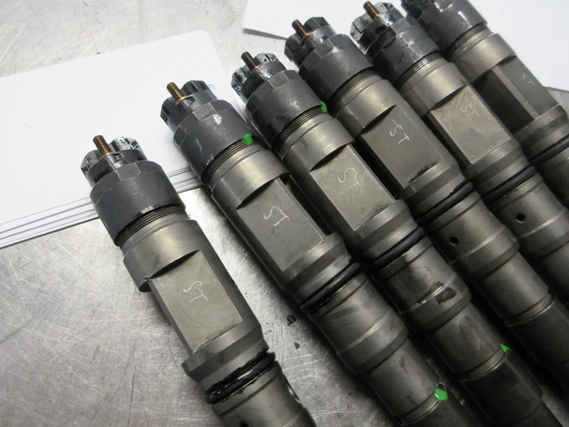 MAN 51.10100-9127 /51 10100-6127 // 51.10100-6079 MAN INJECTORS 6 X OP VOORRAAD MODEL EURO 6 - Горивен филтър за Камион: снимка 2 MAN 51.10100-9127 /51 10100-6127 // 51.10100-6079 MAN INJECTORS 6 X OP VOORRAAD MODEL EURO 6 - Горивен филтър за Камион: снимка 2