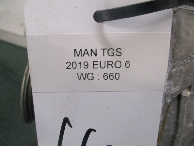 MAN 51.26101-72570 dynamo tgs - Алтернатор за Камион: снимка 3 MAN 51.26101-72570 dynamo tgs - Алтернатор за Камион: снимка 3