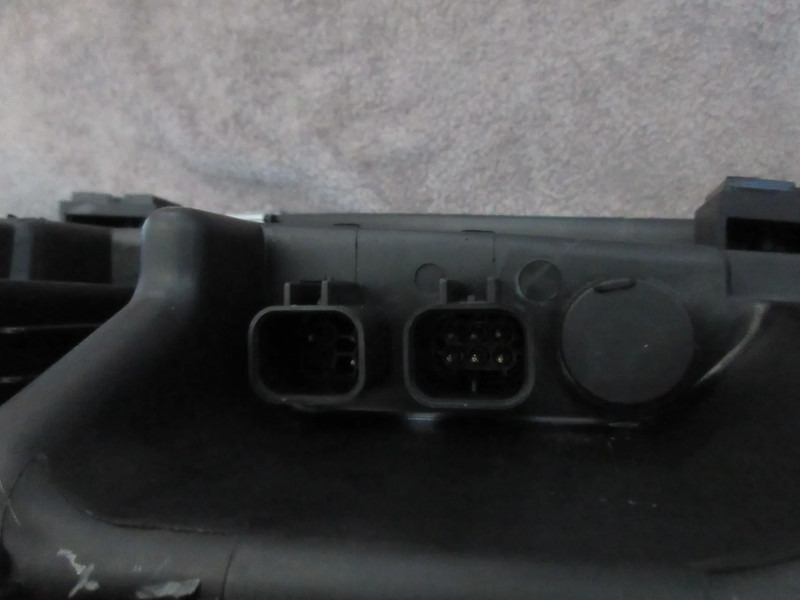 MAN 81.25101-6663 // 81.25101-6687 // 81.25101-6503 LINKS MAN TGX TGS NIEUWE !!! - Преден фар за Камион: снимка 5 MAN 81.25101-6663 // 81.25101-6687 // 81.25101-6503 LINKS MAN TGX TGS NIEUWE !!! - Преден фар за Камион: снимка 5