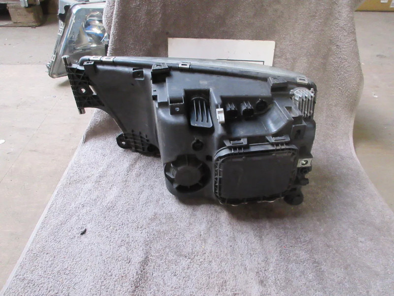 MAN 81.25101-6745// 81.25101-6683 KOPLAMP LINKS MAN TGX TGS 18.420 EURO 6 - Преден фар за Камион: снимка 5 MAN 81.25101-6745// 81.25101-6683 KOPLAMP LINKS MAN TGX TGS 18.420 EURO 6 - Преден фар за Камион: снимка 5