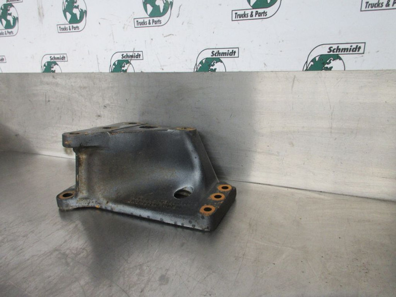 MAN 81.46110-0168 STUURHUIS BRACKT TGS 4X4 EURO 6 - Кормилно управление за Камион: снимка 3 MAN 81.46110-0168 STUURHUIS BRACKT TGS 4X4 EURO 6 - Кормилно управление за Камион: снимка 3