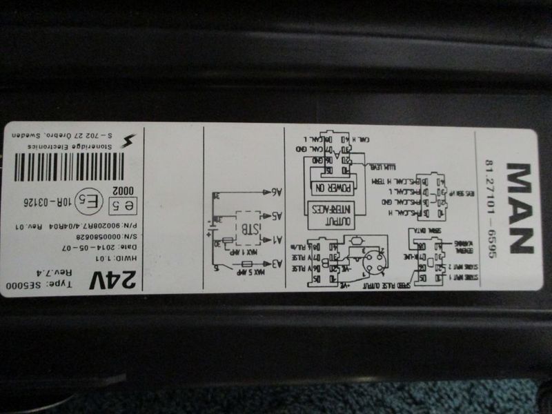 MAN TGX 81.27101-6595 TACHOGRAAF 820.000KM EURO 6 - Електрическа система за Камион: снимка 2 MAN TGX 81.27101-6595 TACHOGRAAF 820.000KM EURO 6 - Електрическа система за Камион: снимка 2