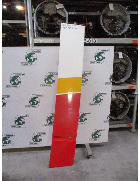 Mercedes-Benz A 960 790 01 44 MERCEDES BENZ 1845 PM 4 Zij Spoiler Links - Кабина и интериор за Камион: снимка 3 Mercedes-Benz A 960 790 01 44 MERCEDES BENZ 1845 PM 4 Zij Spoiler Links - Кабина и интериор за Камион: снимка 3