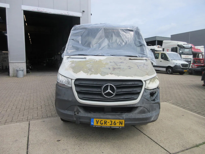 Mercedes-Benz MERCEDES SPRINTER CABINE COMPLEET ZONDER ACHTERCHASSIS - Кабина и интериор за Лекотоварен автомобил: снимка 3 Mercedes-Benz MERCEDES SPRINTER CABINE COMPLEET ZONDER ACHTERCHASSIS - Кабина и интериор за Лекотоварен автомобил: снимка 3
