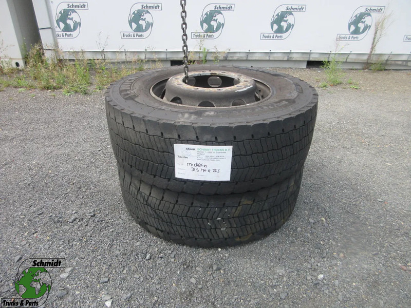 Michelin 315/70R22.5 // 2 X ACHTER BAND MET STAAL WIEL - Гума за Камион: снимка 1 Michelin 315/70R22.5 // 2 X ACHTER BAND MET STAAL WIEL - Гума за Камион: снимка 1