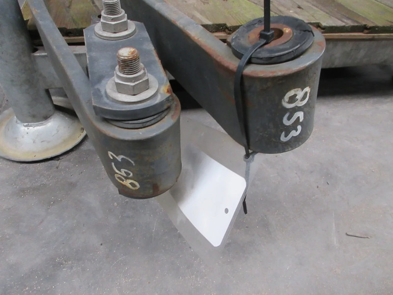 Renault 7422477146//22477146 VOORVEER 1'BLADS EURO 6 - Ресорно окачване за Камион: снимка 4 Renault 7422477146//22477146 VOORVEER 1'BLADS EURO 6 - Ресорно окачване за Камион: снимка 4