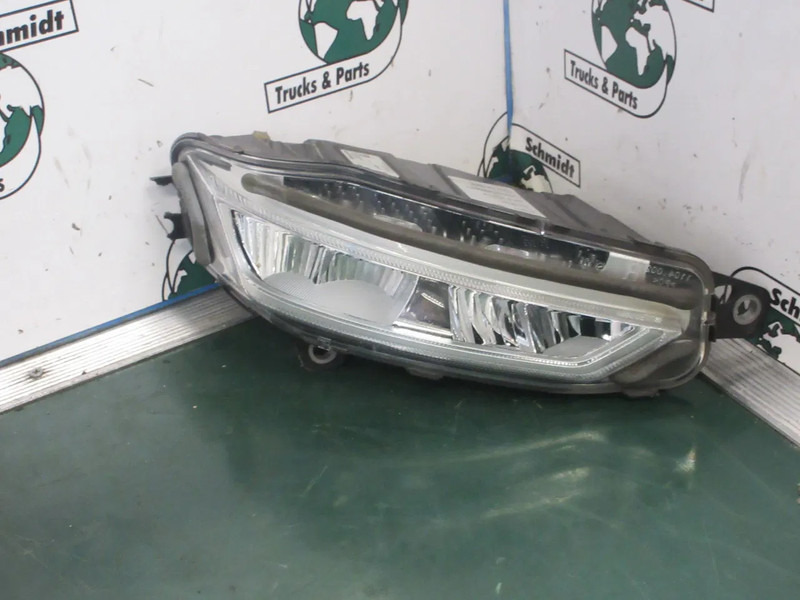 Volvo 23752741 // MISTLAMP VOLVO FM 330 EURO 6 MODEL 2023 - Фар срещу мъгла за Камион: снимка 3 Volvo 23752741 // MISTLAMP VOLVO FM 330 EURO 6 MODEL 2023 - Фар срещу мъгла за Камион: снимка 3