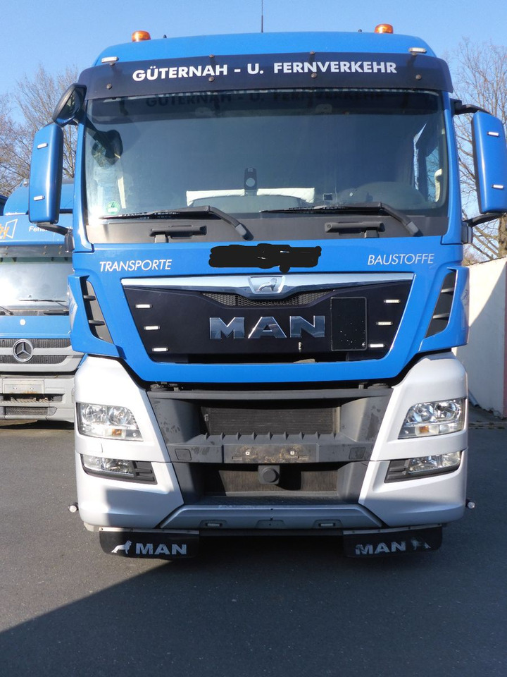MAN TGX 18.440 Top Zustand Reifen 70 % grossesHaus - Влекач: снимка 2 MAN TGX 18.440 Top Zustand Reifen 70 % grossesHaus - Влекач: снимка 2