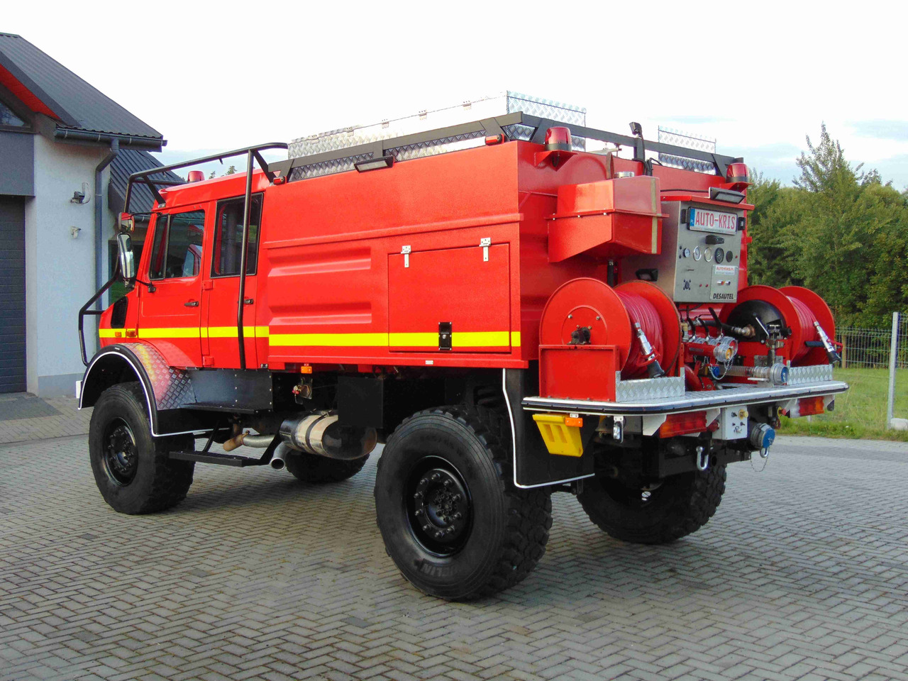 MERCEDES-BENZ Unimog U5000 4x4 DESAUTEL - 5000 WATER !!! - Пожарна кола: снимка 3 MERCEDES-BENZ Unimog U5000 4x4 DESAUTEL - 5000 WATER !!! - Пожарна кола: снимка 3