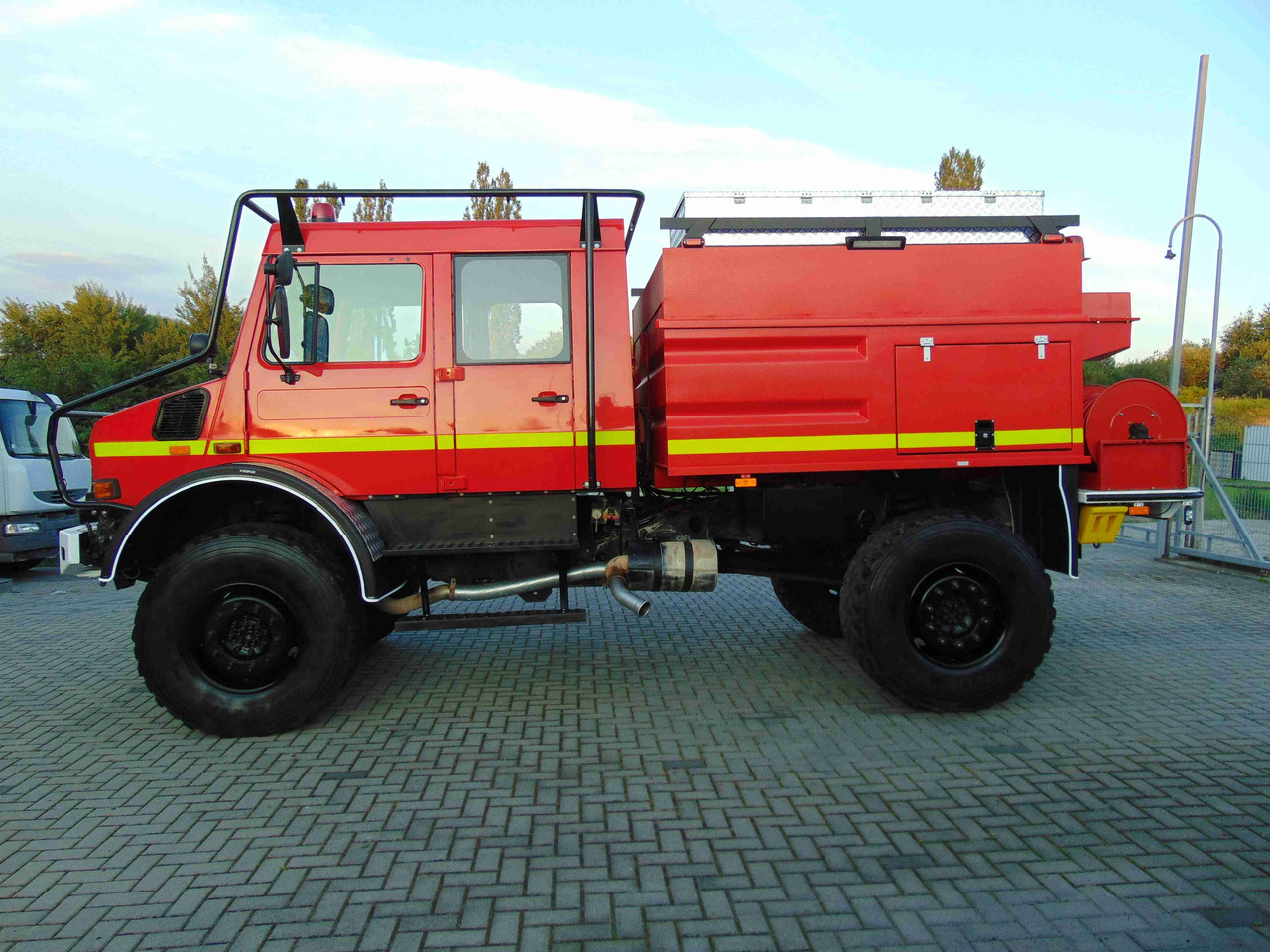 MERCEDES-BENZ Unimog U5000 4x4 DESAUTEL - 5000 WATER !!! - Пожарна кола: снимка 5 MERCEDES-BENZ Unimog U5000 4x4 DESAUTEL - 5000 WATER !!! - Пожарна кола: снимка 5