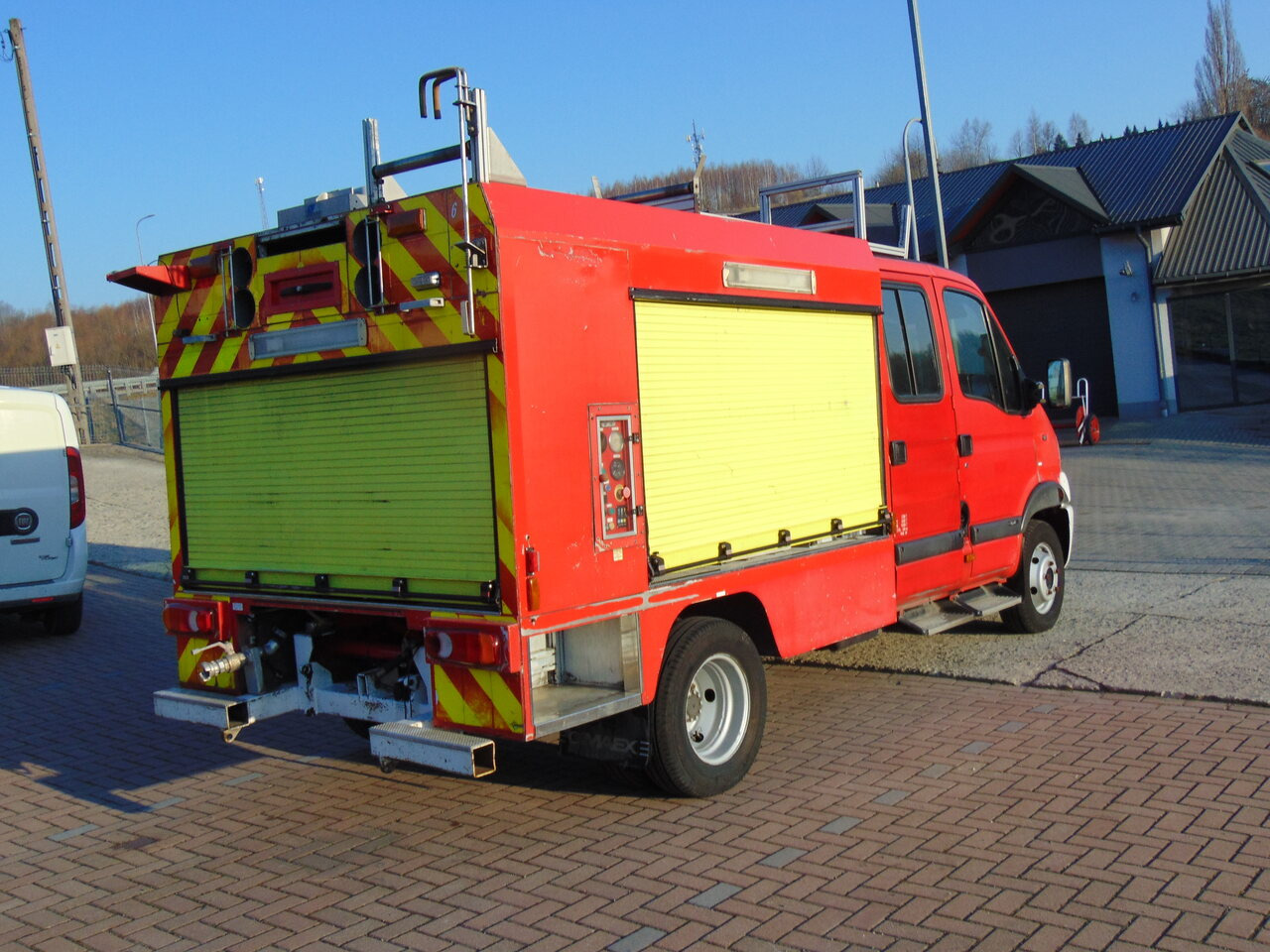 RENAULT Mascott 3,0DXi 160 GIMAEX - Пожарна кола: снимка 4 RENAULT Mascott 3,0DXi 160 GIMAEX - Пожарна кола: снимка 4