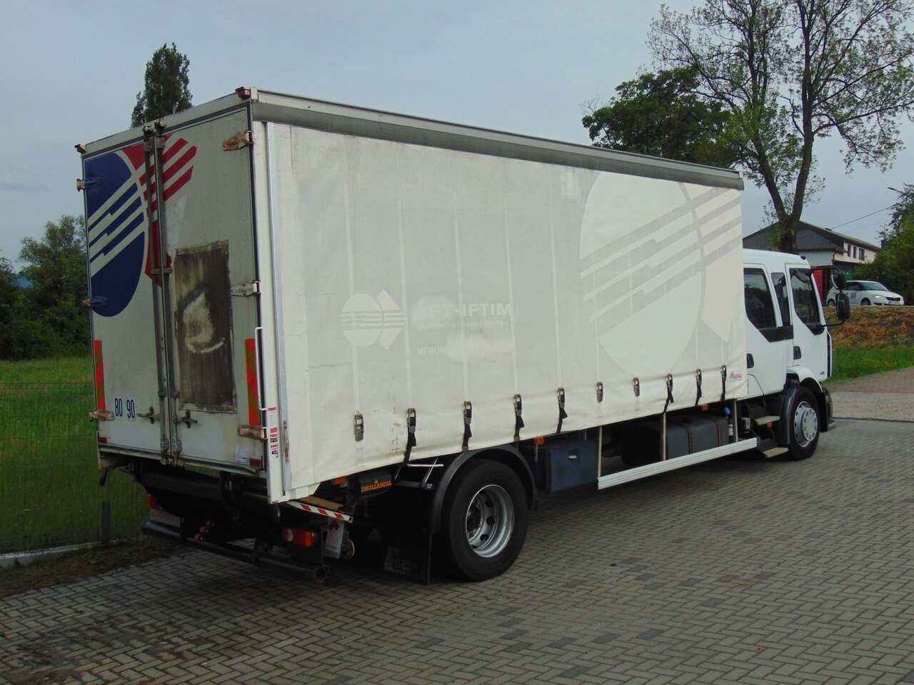 RENAULT Midlum 240DXi - Камион с брезент: снимка 4 RENAULT Midlum 240DXi - Камион с брезент: снимка 4