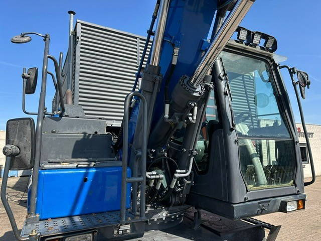 Doosan DX170W - Колесен багер: снимка 4 Doosan DX170W - Колесен багер: снимка 4