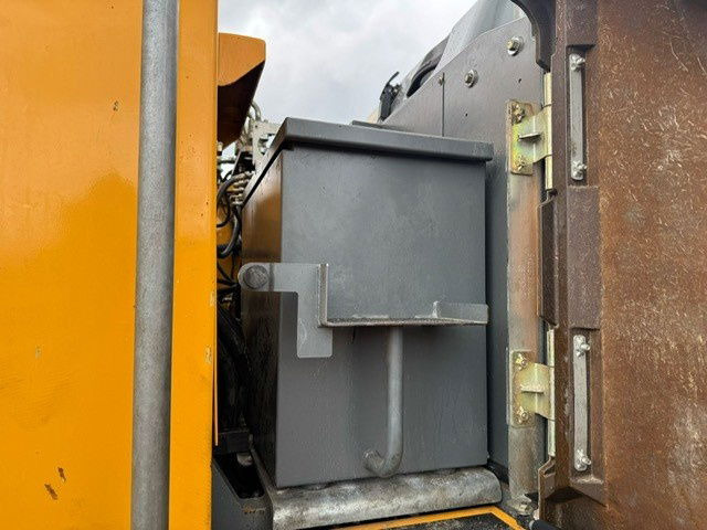 Багер за манипулиране на материали Liebherr LH 22 C Litronic 95 Rijwerk: снимка 8