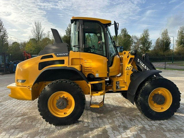Volvo L45H - Колесен товарач: снимка 5 Volvo L45H - Колесен товарач: снимка 5