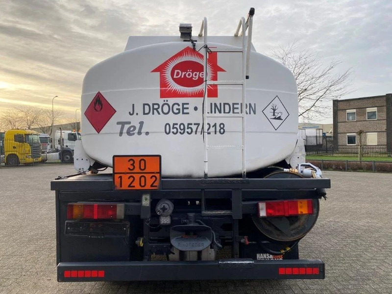 DAF 65CF-240 / FULL STEEL / POMP / 3 COMPARTIMENTS / 8350 LITER / ONLY:25969 KM / EURO-2 / MANUAL / GOOD CONDITION - Камион цистерна: снимка 4 DAF 65CF-240 / FULL STEEL / POMP / 3 COMPARTIMENTS / 8350 LITER / ONLY:25969 KM / EURO-2 / MANUAL / GOOD CONDITION - Камион цистерна: снимка 4