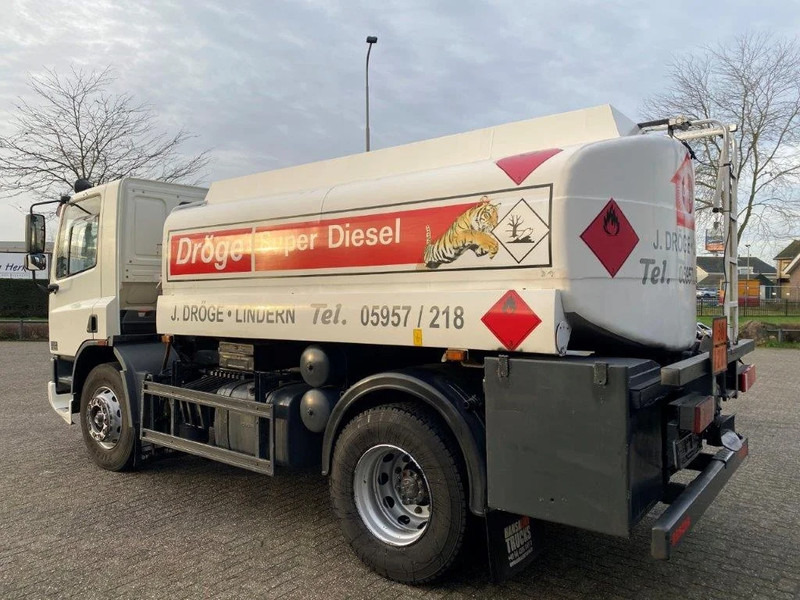 DAF 65CF-240 / FULL STEEL / POMP / 3 COMPARTIMENTS / 8350 LITER / ONLY:25969 KM / EURO-2 / MANUAL / GOOD CONDITION - Камион цистерна: снимка 3 DAF 65CF-240 / FULL STEEL / POMP / 3 COMPARTIMENTS / 8350 LITER / ONLY:25969 KM / EURO-2 / MANUAL / GOOD CONDITION - Камион цистерна: снимка 3