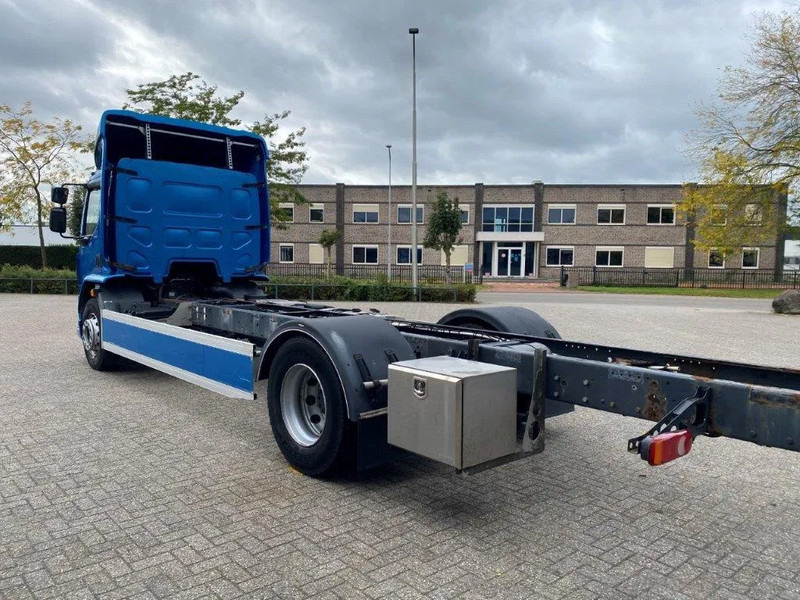 DAF LF290 / ONLY:429873KM / LWDS / GOOD TYRES / AUTOMATIC / EURO-6 / 2018 - Шаси кабина: снимка 3 DAF LF290 / ONLY:429873KM / LWDS / GOOD TYRES / AUTOMATIC / EURO-6 / 2018 - Шаси кабина: снимка 3