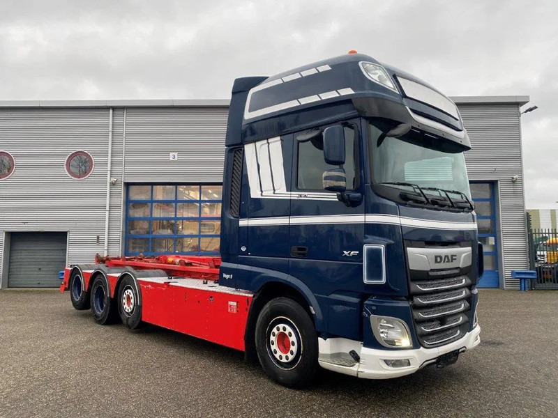 DAF XF106-530 8X2 / AJK HOOKLIFT 25000KG / 9 TON FRONT AXLE / NAVI / ONLY:612482 KM / SSC / AUTOMATIC / EURO-6 / 2019 - Мултилифт с кука камион: снимка 2 DAF XF106-530 8X2 / AJK HOOKLIFT 25000KG / 9 TON FRONT AXLE / NAVI / ONLY:612482 KM / SSC / AUTOMATIC / EURO-6 / 2019 - Мултилифт с кука камион: снимка 2
