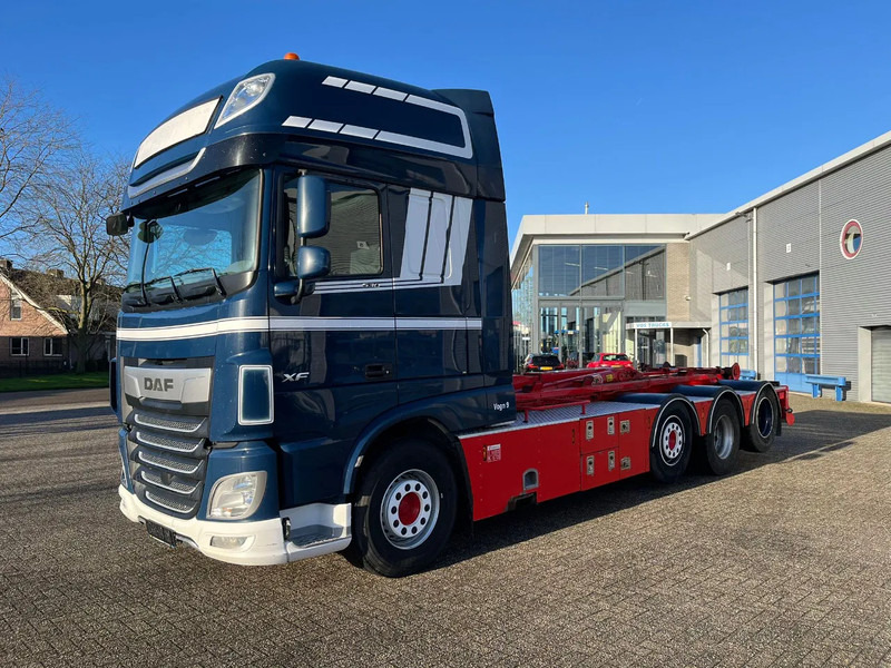 DAF XF106-530 8X2 / AJK HOOKLIFT 25000KG / 9 TON FRONT AXLE / NAVI / ONLY:612482 KM / SSC / AUTOMATIC / EURO-6 / 2019 - Мултилифт с кука камион: снимка 1 DAF XF106-530 8X2 / AJK HOOKLIFT 25000KG / 9 TON FRONT AXLE / NAVI / ONLY:612482 KM / SSC / AUTOMATIC / EURO-6 / 2019 - Мултилифт с кука камион: снимка 1