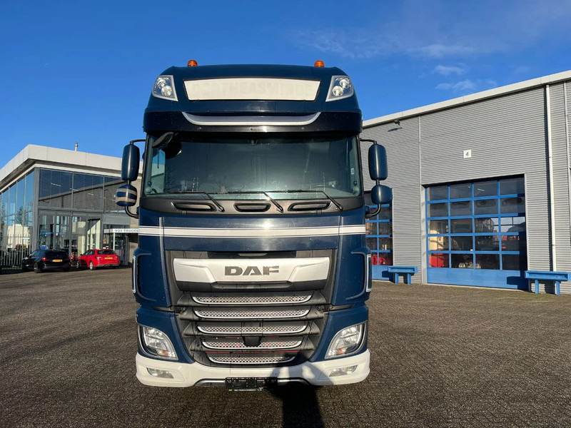 Мултилифт с кука камион DAF XF106-530 8X2 / AJK HOOKLIFT 25000KG / 9 TON FRONT AXLE / NAVI / ONLY:612482 KM / SSC / AUTOMATIC / EURO-6 / 2019: снимка 6 Мултилифт с кука камион DAF XF106-530 8X2 / AJK HOOKLIFT 25000KG / 9 TON FRONT AXLE / NAVI / ONLY:612482 KM / SSC / AUTOMATIC / EURO-6 / 2019: снимка 6
